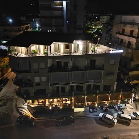 Rs Skendo Apartments Gjirokastër Eksteriør bilde