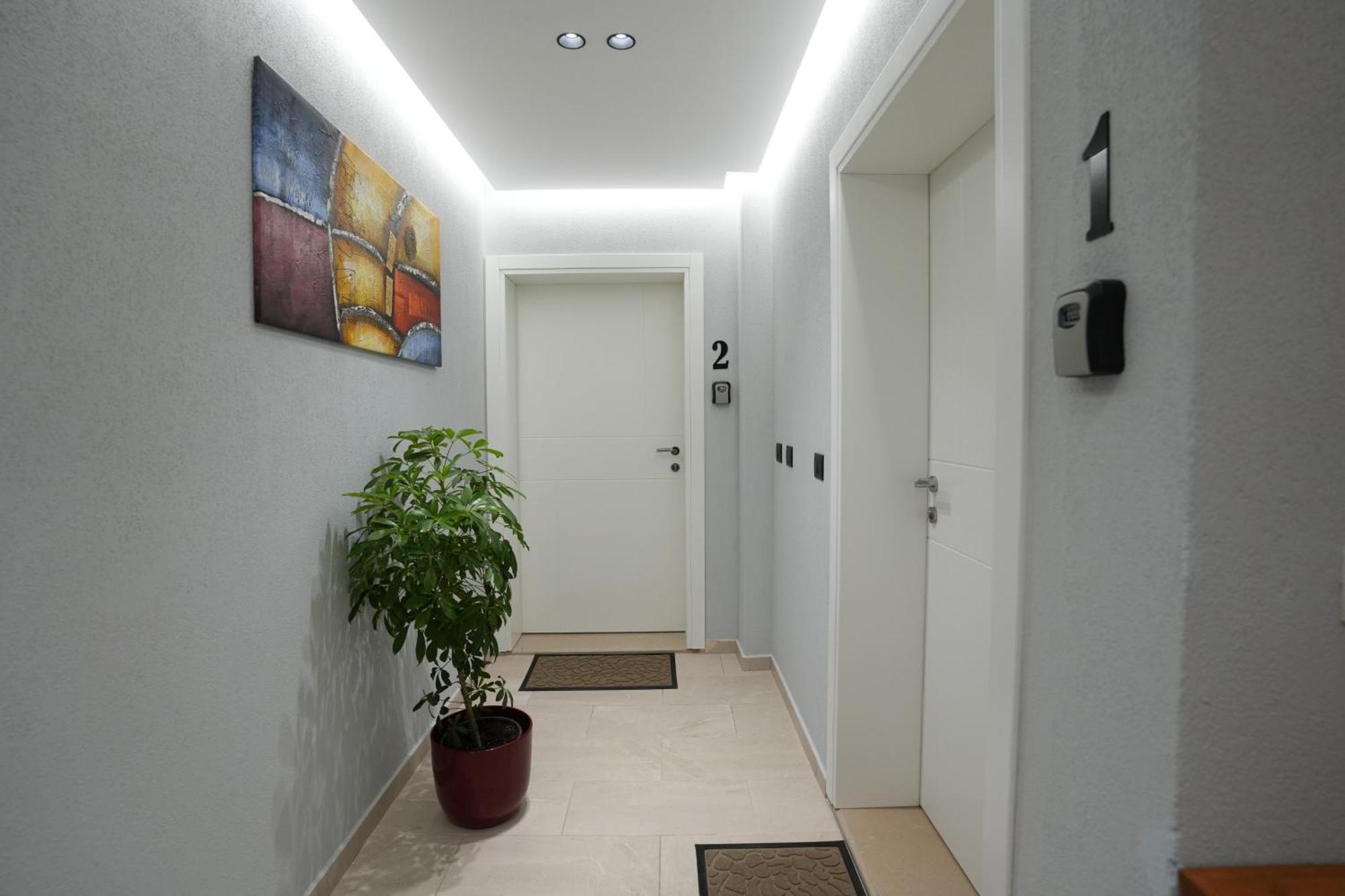 Rs Skendo Apartments Gjirokastër Eksteriør bilde