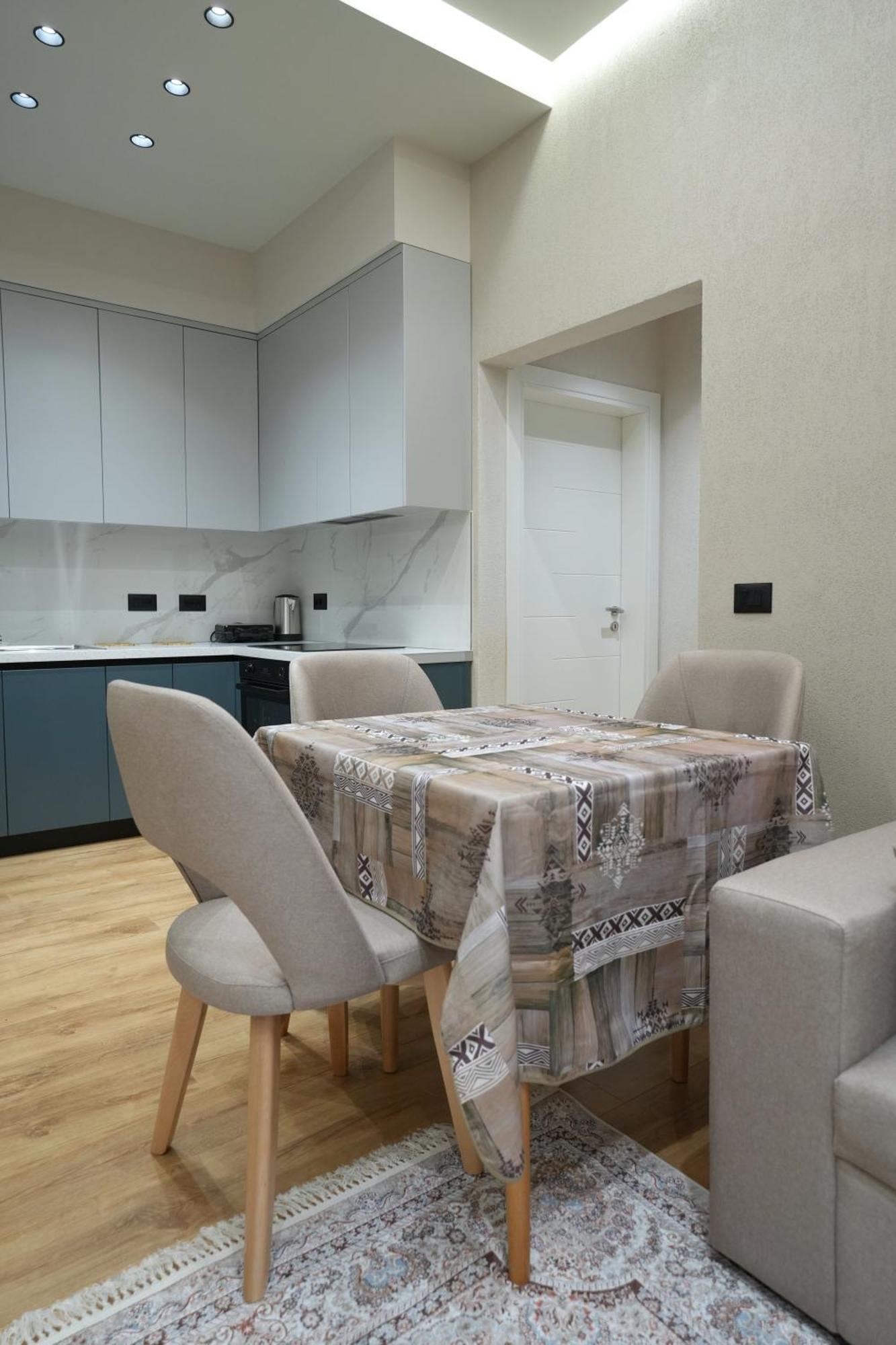 Rs Skendo Apartments Gjirokastër Eksteriør bilde