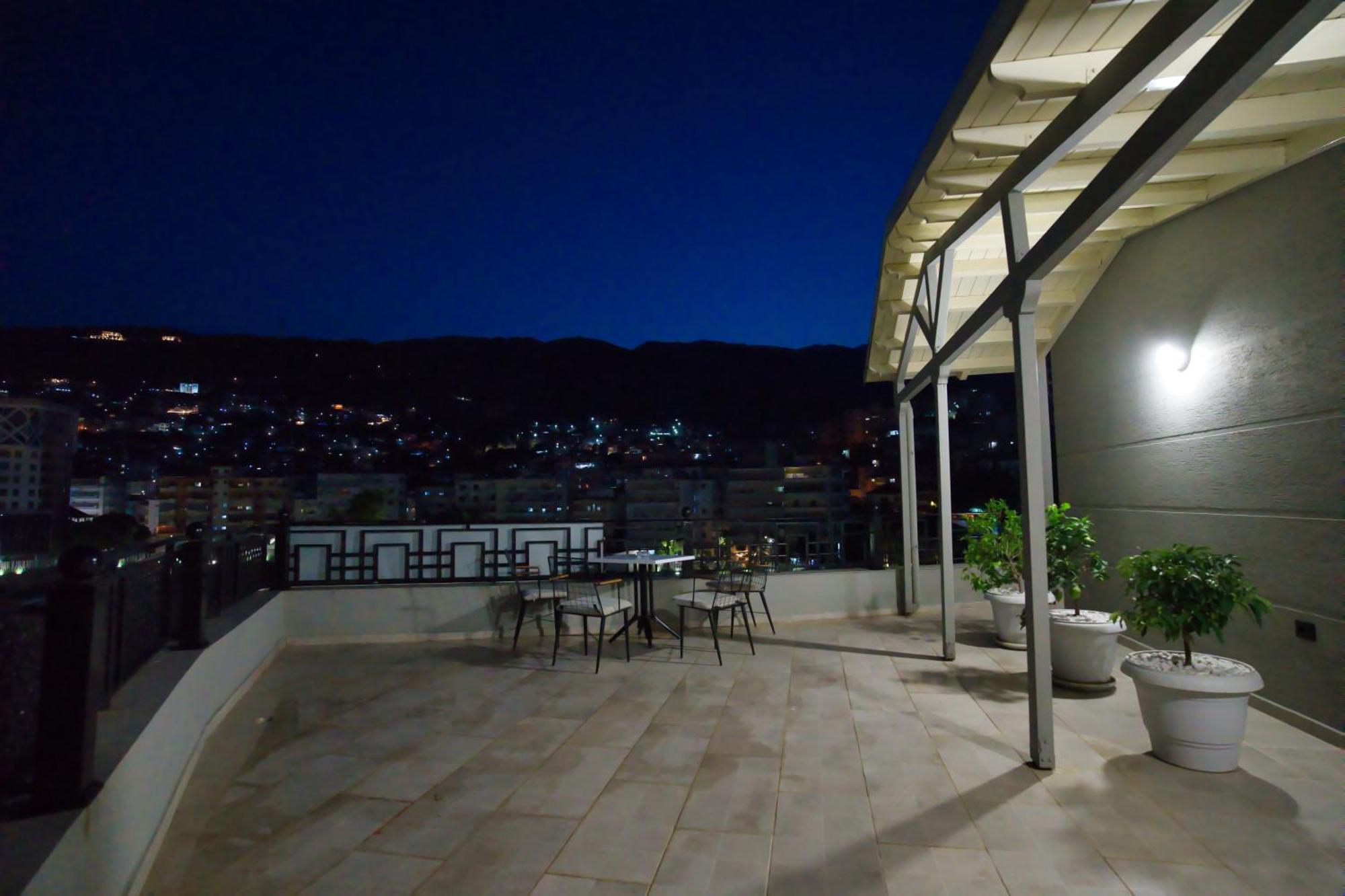 Rs Skendo Apartments Gjirokastër Eksteriør bilde